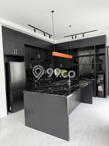 Rumah Luxury Modern Tanpa Renovasi di Tumbak Bayuh Badung Rumah Luxury Modern Tanpa Renovasi di Tumbak Bayuh Badung