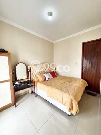 Ready to Use! Luxury House LT 255m2 Desain Modern di Bintaro Ready to Use! Luxury House LT 255m2 Desain Modern di Bintaro