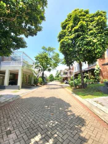 Dijual Rumah Luas Megah Dengan View Eksklusif di Bintaro, Tangerang Selatan Dijual Rumah Luas Megah Dengan View Eksklusif di Bintaro, Tangerang Selatan