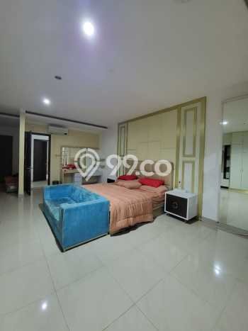 Ready to Use! Luxury House LT 255m2 Desain Elegan di Sektor 7-Bintaro Ready to Use! Luxury House LT 255m2 Desain Elegan di Sektor 7-Bintaro