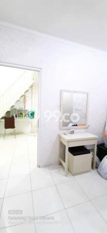 Rumah Modern 2 KT di Bintaro Tangerang Selatan Semi Furnished Rumah Modern 2 KT di Bintaro Tangerang Selatan Semi Furnished