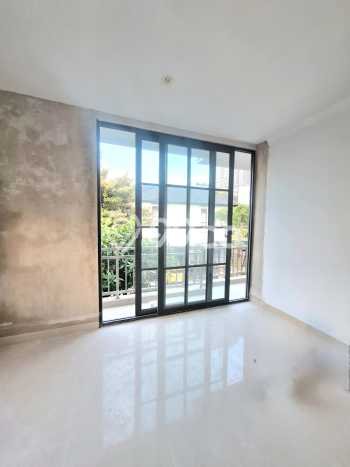 INVESTASI TEPAT! Rumah di Sektor 9-Bintaro, LT 84m² Bangunan 150m² INVESTASI TEPAT! Rumah di Sektor 9-Bintaro, LT 84m² Bangunan 150m²