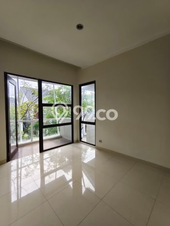 Hunian Mewah LB 216m2 Siap Pakai Desain Elegan di Bintaro, Tangerang Selatan Hunian Mewah LB 216m2 Siap Pakai Desain Elegan di Bintaro, Tangerang Selatan