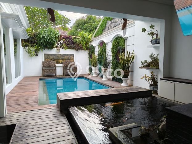 Rumah Luxury Modern Siap Huni di Bintaro Tangerang Selatan Rumah Luxury Modern Siap Huni di Bintaro Tangerang Selatan