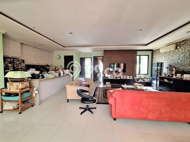 Jual Rumah Mewah Elegan Dengan View Cantik di Bintaro, Tangerang Selatan Jual Rumah Mewah Elegan Dengan View Cantik di Bintaro, Tangerang Selatan