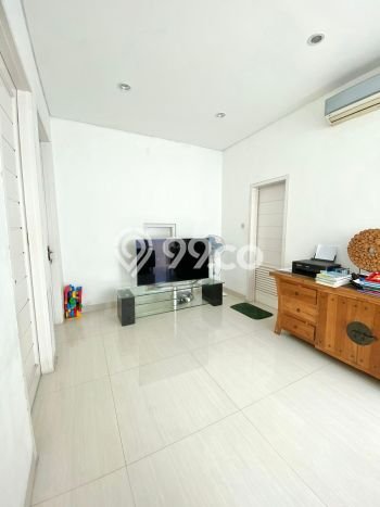 Dijual Rumah Mewah Elegan Dengan View Eksklusif di Bintaro, Tangerang Selatan Dijual Rumah Mewah Elegan Dengan View Eksklusif di Bintaro, Tangerang Selatan