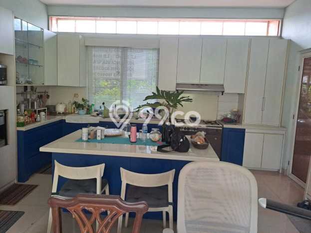 Rumah Siap Huni LT 275m² / LB 156m² di Lokasi Strategis Sektor 9-Bintaro, Tangerang Selatan Rumah Siap Huni LT 275m² / LB 156m² di Lokasi Strategis Sektor 9-Bintaro, Tangerang Selatan