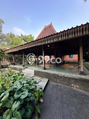 Hunian Elit LB 186m2 Siap Huni Desain Elegan di Bintaro, Tangerang Selatan Hunian Elit LB 186m2 Siap Huni Desain Elegan di Bintaro, Tangerang Selatan