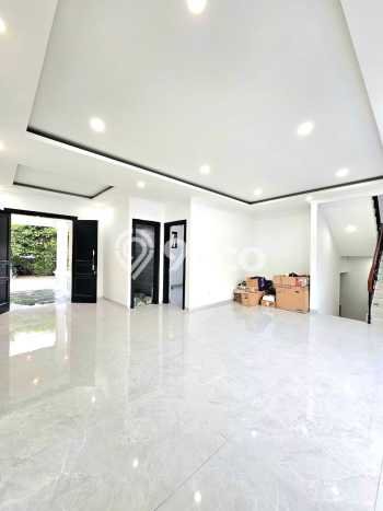 Dijual Rumah Mewah Megah Dengan View Cantik di Bintaro, Tangerang Selatan Dijual Rumah Mewah Megah Dengan View Cantik di Bintaro, Tangerang Selatan
