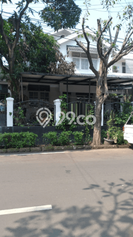 Jual Rumah Mewah Elegan Dengan View Eksklusif di Bintaro, Tangerang Selatan Jual Rumah Mewah Elegan Dengan View Eksklusif di Bintaro, Tangerang Selatan