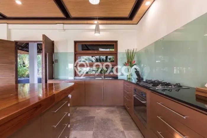 Rumah area Balangan, Badung, LT 750m² LB 294m² - SEGERA MILIKI! Rumah area Balangan, Badung, LT 750m² LB 294m² - SEGERA MILIKI!