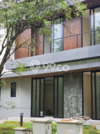 Rumah Luxury Modern Siap Huni di BSD City Tangerang Rumah Luxury Modern Siap Huni di BSD City Tangerang