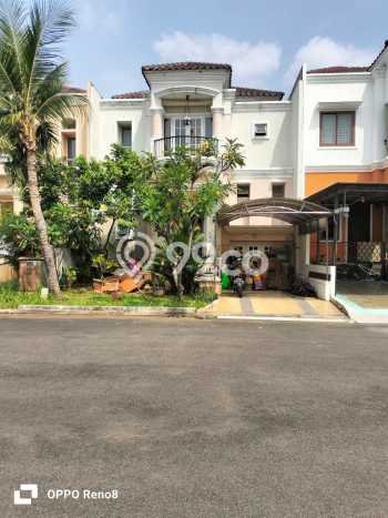 Rumah Elit Modern Siap Huni di Joglo Jakarta Barat Rumah Elit Modern Siap Huni di Joglo Jakarta Barat
