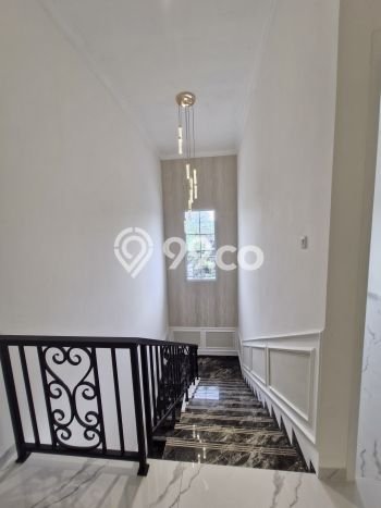 Hunian Elit LB 120m2 Siap Huni Desain Elegan di Joglo, Jakarta Barat Hunian Elit LB 120m2 Siap Huni Desain Elegan di Joglo, Jakarta Barat