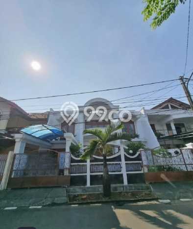 Dijual Rumah Mewah Elegan Dengan View Cantik di Bintaro, Tangerang Selatan Dijual Rumah Mewah Elegan Dengan View Cantik di Bintaro, Tangerang Selatan