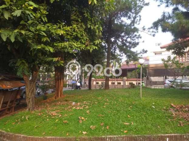 Hunian Mewah LB 130m2 Siap Pakai Desain Elegan di Bintaro, Tangerang Selatan Hunian Mewah LB 130m2 Siap Pakai Desain Elegan di Bintaro, Tangerang Selatan
