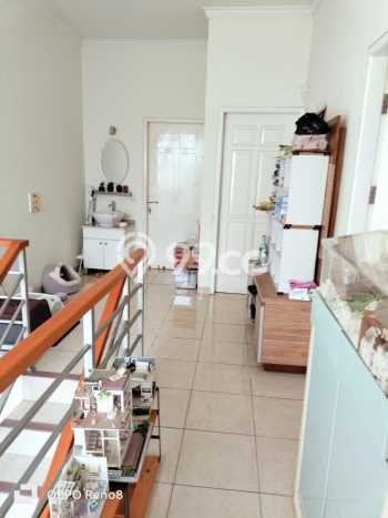 Rumah Elit Modern Siap Huni di Joglo Jakarta Barat Rumah Elit Modern Siap Huni di Joglo Jakarta Barat
