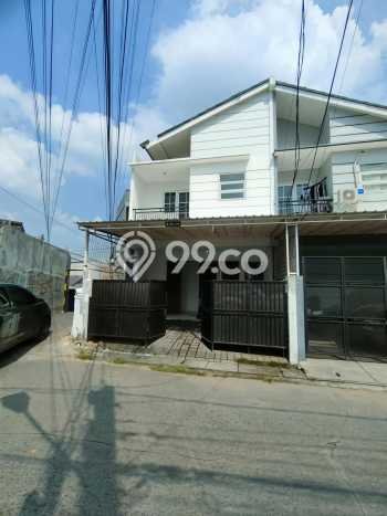 For Sale Rumah 3 Kamar Lokasi Strategis Bagus dan Strategis di Larangan For Sale Rumah 3 Kamar Lokasi Strategis Bagus dan Strategis di Larangan