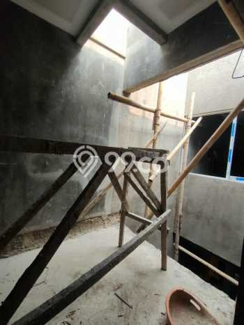 For Sale Rumah 3 Kamar Lokasi Ideal Bagus dan Strategis di Ciledug For Sale Rumah 3 Kamar Lokasi Ideal Bagus dan Strategis di Ciledug