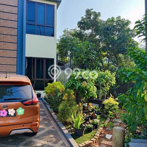 Rumah Elit Modern Tanpa Renovasi di BSD The Icon Tangerang Rumah Elit Modern Tanpa Renovasi di BSD The Icon Tangerang