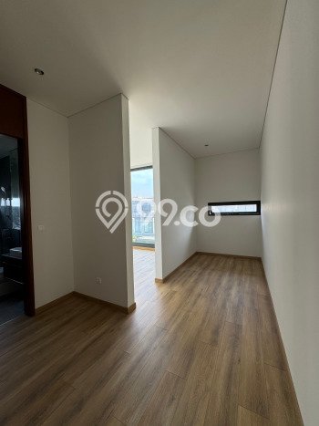 Siap Huni Hunian Elit 6 Kamar di BSD Dekat ke Mana Saja Siap Huni Hunian Elit 6 Kamar di BSD Dekat ke Mana Saja
