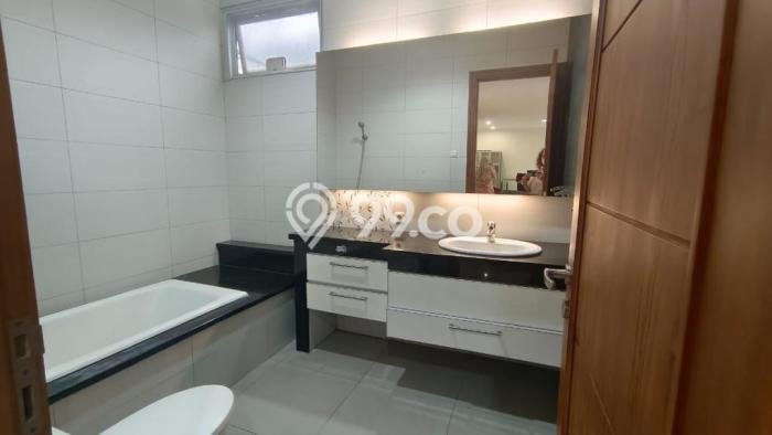 Dijual Rumah Mewah Elegan Dengan View Cantik di Gading Serpong Pondok Hijau Golf, Tangerang Dijual Rumah Mewah Elegan Dengan View Cantik di Gading Serpong Pondok Hijau Golf, Tangerang