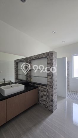 For Sale! Premium House LT 240m2 Desain Modern di Alam Sutera For Sale! Premium House LT 240m2 Desain Modern di Alam Sutera