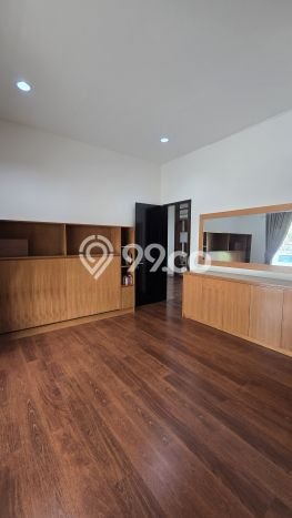 For Sale! Premium House LT 240m2 Desain Modern di Alam Sutera For Sale! Premium House LT 240m2 Desain Modern di Alam Sutera