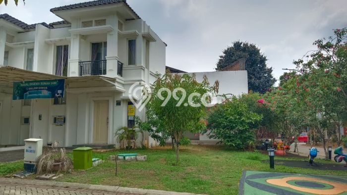 Disewakan! Rumah 2 Kamar Tidur &
2 Kamar Mandi di BSD Residence One, Tangerang Disewakan! Rumah 2 Kamar Tidur &
2 Kamar Mandi di BSD Residence One, Tangerang