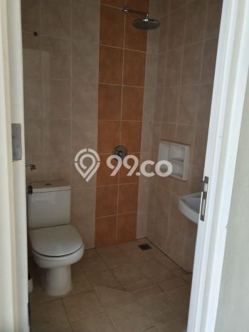 Rumah Luas Asri 4 KT Siap Huni di BSD Residence One Tangerang Rumah Luas Asri 4 KT Siap Huni di BSD Residence One Tangerang
