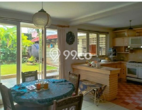 Dijual Rumah Premium dengan Fasilitas Sekitar Komplit di Menteng, Jakarta Pusat Dijual Rumah Premium dengan Fasilitas Sekitar Komplit di Menteng, Jakarta Pusat