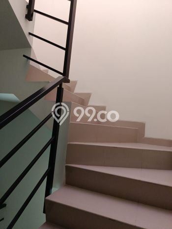 Ready to Use! Luxury House LT 100m2 Desain Modern di Duri Kepa Ready to Use! Luxury House LT 100m2 Desain Modern di Duri Kepa