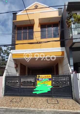 Jual Rumah Eksklusif 3 KT di Sektor 9-Bintaro, Tangerang Selatan Jual Rumah Eksklusif 3 KT di Sektor 9-Bintaro, Tangerang Selatan