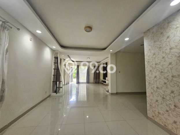 Ready to Use! Luxury House LT 185m2 Desain Modern di BSD City Ready to Use! Luxury House LT 185m2 Desain Modern di BSD City