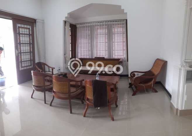 HUNIAN IMPIAN! Rumah di Menteng, 4 KM, Free Macet, Luas 600m² Bangunan 400m² HUNIAN IMPIAN! Rumah di Menteng, 4 KM, Free Macet, Luas 600m² Bangunan 400m²