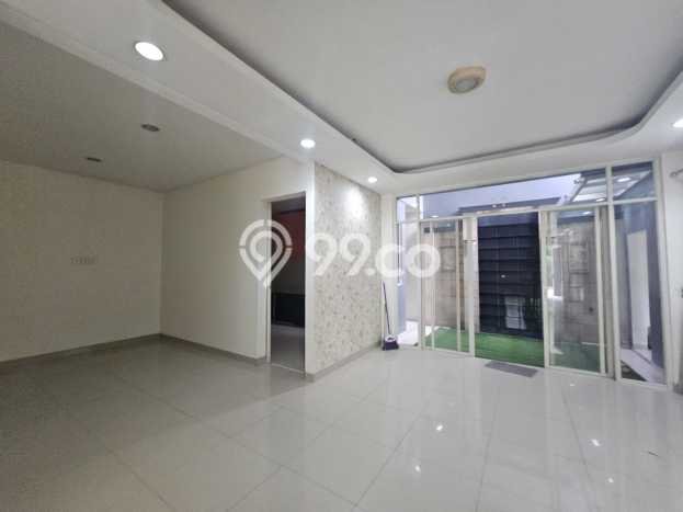 Ready to Use! Luxury House LT 185m2 Desain Modern di BSD City Ready to Use! Luxury House LT 185m2 Desain Modern di BSD City