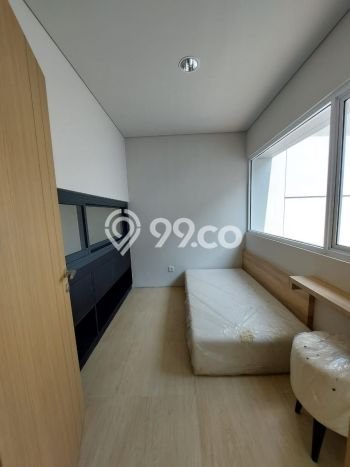 For Sale Hunian Rumah Terawat 3 KT di BSD Green Wich, Tangerang For Sale Hunian Rumah Terawat 3 KT di BSD Green Wich, Tangerang