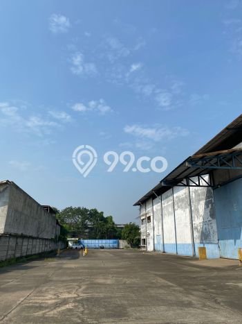 Area Ramai! Gudang Dijual di Tangerang untuk Bisnis Luas Bangunan 11833m2 Area Ramai! Gudang Dijual di Tangerang untuk Bisnis Luas Bangunan 11833m2