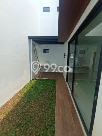 Disewakan! Rumah 4 Kamar Tidur &
3 Kamar Mandi di Sukaluyu, Bandung Disewakan! Rumah 4 Kamar Tidur &
3 Kamar Mandi di Sukaluyu, Bandung