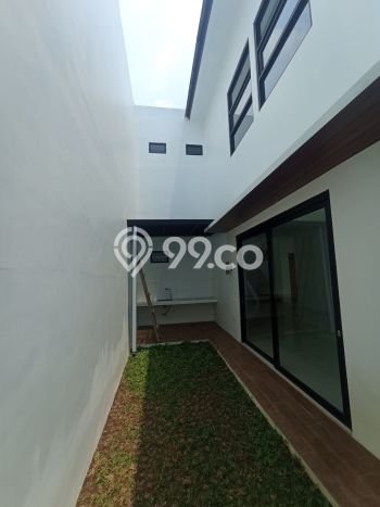 Disewakan! Rumah 4 Kamar Tidur &
3 Kamar Mandi di Sukaluyu, Bandung Disewakan! Rumah 4 Kamar Tidur &
3 Kamar Mandi di Sukaluyu, Bandung