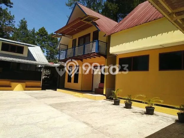 For Sale Rumah 4 Kamar Lokasi Ideal Bagus dan Strategis di Lembang For Sale Rumah 4 Kamar Lokasi Ideal Bagus dan Strategis di Lembang
