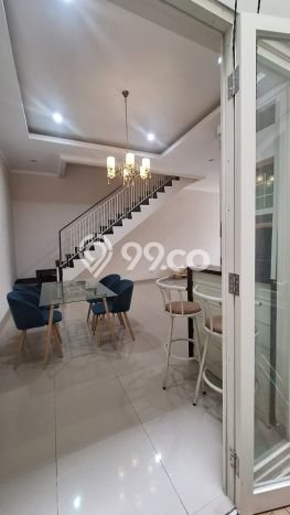 Hunian Cantik Minimalis Lb 180m2 di Rungkut, Surabaya Hunian Cantik Minimalis Lb 180m2 di Rungkut, Surabaya