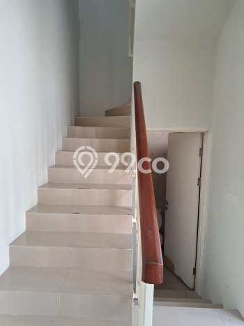 Rumah Modern 3 KT di Citraland Surabaya Full Furnished Rumah Modern 3 KT di Citraland Surabaya Full Furnished