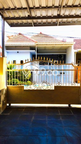 For Sale Rumah 5 Kamar Lokasi Strategis Bagus dan Strategis di Sidoarjo For Sale Rumah 5 Kamar Lokasi Strategis Bagus dan Strategis di Sidoarjo