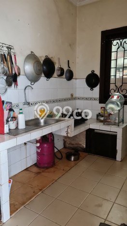 Rumah Luxury Modern Siap Huni di Wisata Bukit Mas Surabaya Rumah Luxury Modern Siap Huni di Wisata Bukit Mas Surabaya