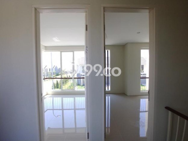 Dijual Hunian Rumah Terawat 3 KT di Citraland, Surabaya Dijual Hunian Rumah Terawat 3 KT di Citraland, Surabaya