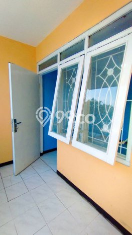 For Sale Rumah 5 Kamar Lokasi Strategis Bagus dan Strategis di Sidoarjo For Sale Rumah 5 Kamar Lokasi Strategis Bagus dan Strategis di Sidoarjo