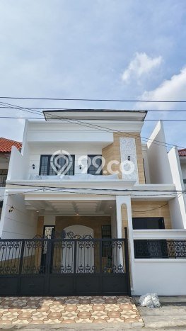 Dijual Rumah Premium dengan Fasilitas Sekitar Komplit di Mulyorejo, Surabaya Dijual Rumah Premium dengan Fasilitas Sekitar Komplit di Mulyorejo, Surabaya