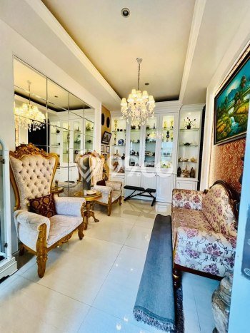 Jual Rumah Mewah Megah Dengan View Cantik di Pakuwon City, Surabaya Jual Rumah Mewah Megah Dengan View Cantik di Pakuwon City, Surabaya