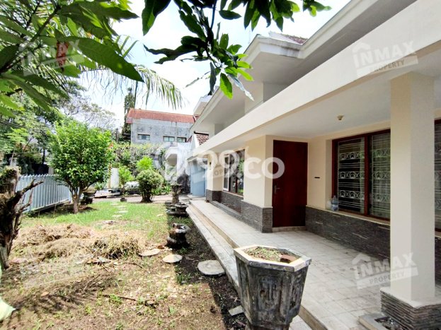Disewakan segera rumah minimalis lokasi strategis 4 Kamar di Klojen, Malang Disewakan segera rumah minimalis lokasi strategis 4 Kamar di Klojen, Malang